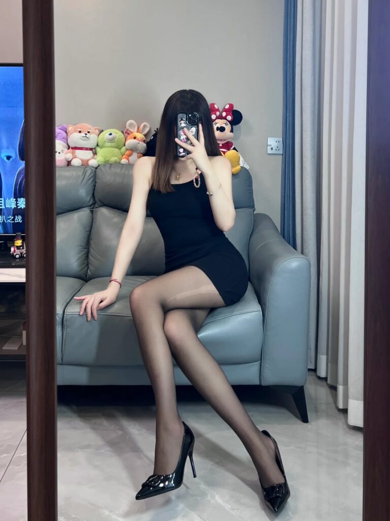 图片[3]-【美女壁纸】黑丝美女壁纸合集⼁黑丝永远的神 - 搜源站-搜源站